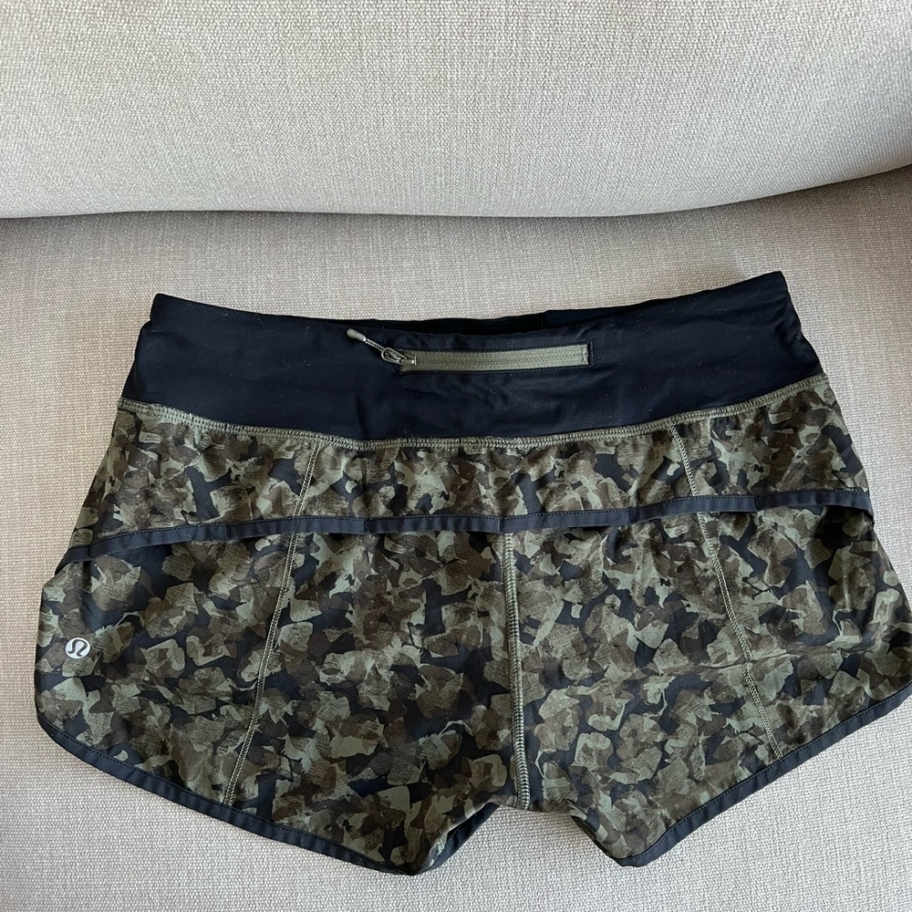 lululemon athletic shorts in camo, barely worn
